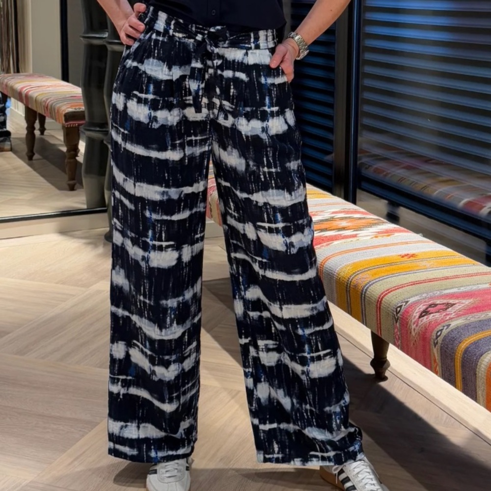 11. ICHI “Kate” Linen blend Stylish Navy and White Tie-Dye Women's Pants NWT - Picture 10 of 10